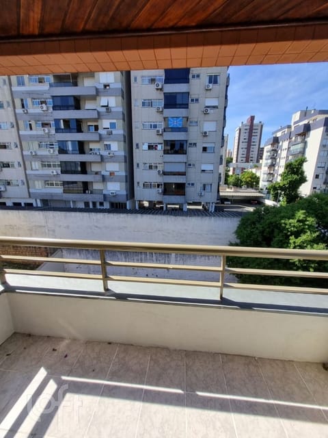 Image 14 - 250168